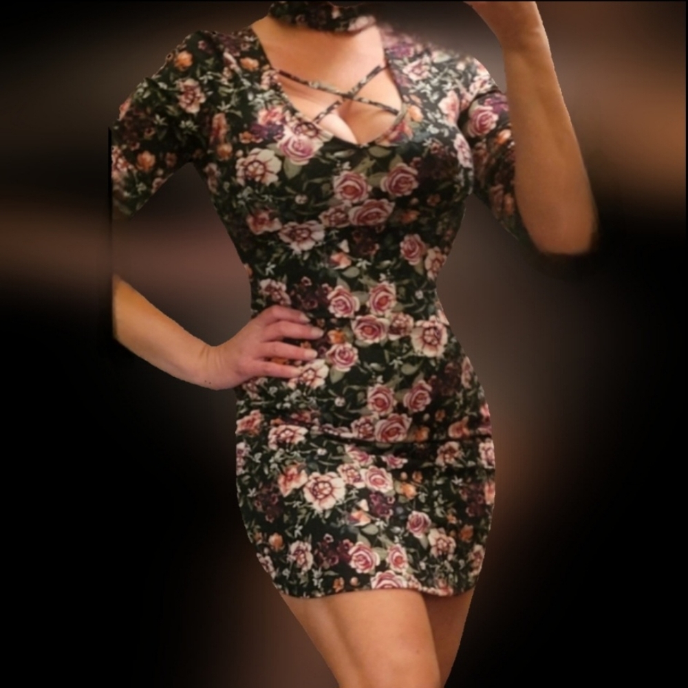 No Comment blk floral criss cross cutout bust choker bodycon mini dress XL NWOT